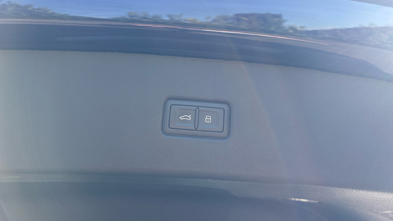 Audi Q5 40 TDI Quattro S Line 5dr S Tronic Diesel Estate